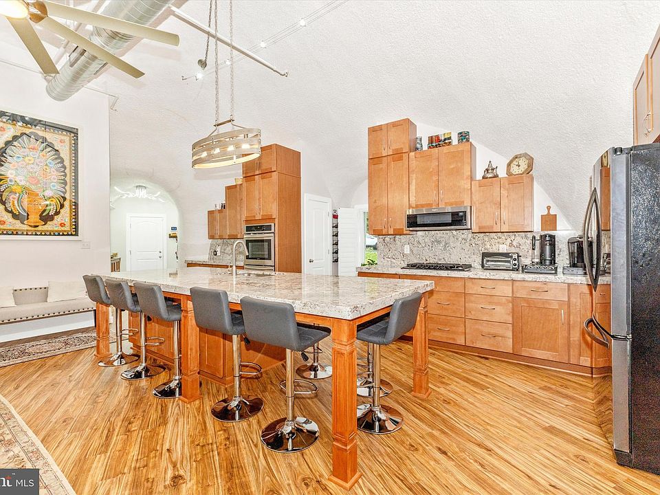 4940 Fox Tower Rd, Smithsburg, MD 21783 | MLS #MDFR2059872 | Zillow