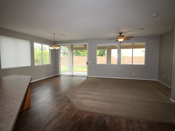 2nd image of 3891 E Esplanade Ave