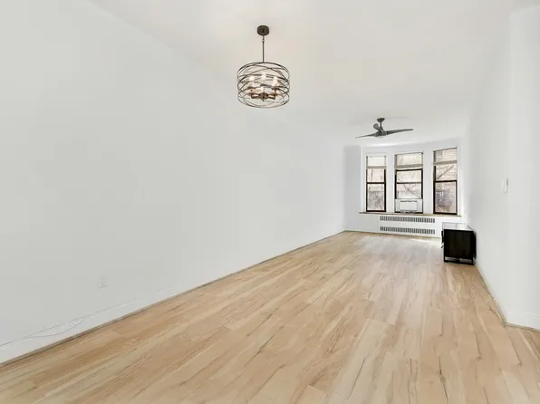 209 West 118th Street image 4 of 10