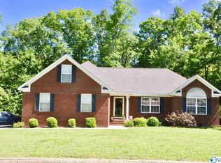 400 Lynns Dam Rd, Union Grove, AL 35175