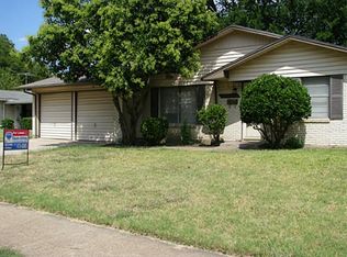 2402 Nottingham Dr, Garland, TX 75041