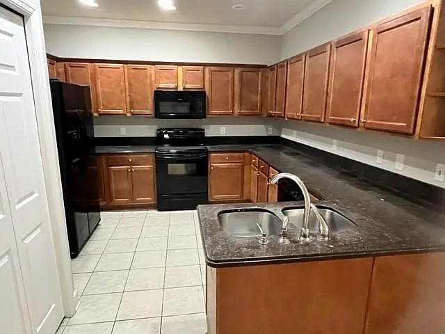 5456 Hampton Hill Cir — Photo 5