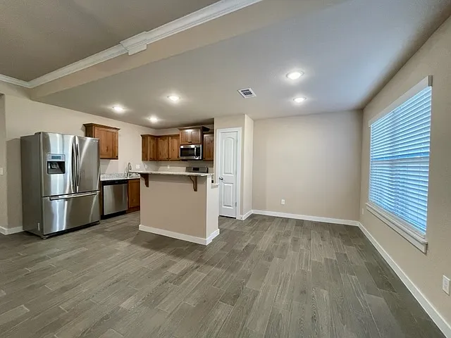 442 Rineel Ave — Photo 5