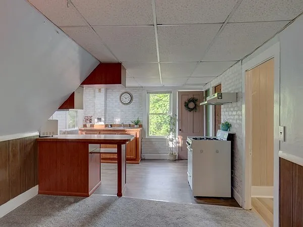 2 bed, 800 sqft, $2,300 — Photo 4