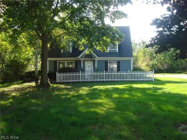 7590 Andrea Dr, Mentor, OH 44060