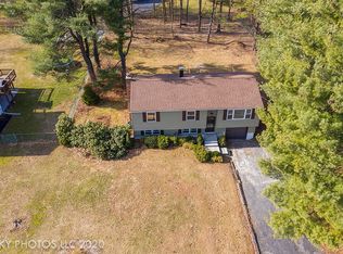 16 Bowdoin Ln, Wappingers Falls, NY 12590
