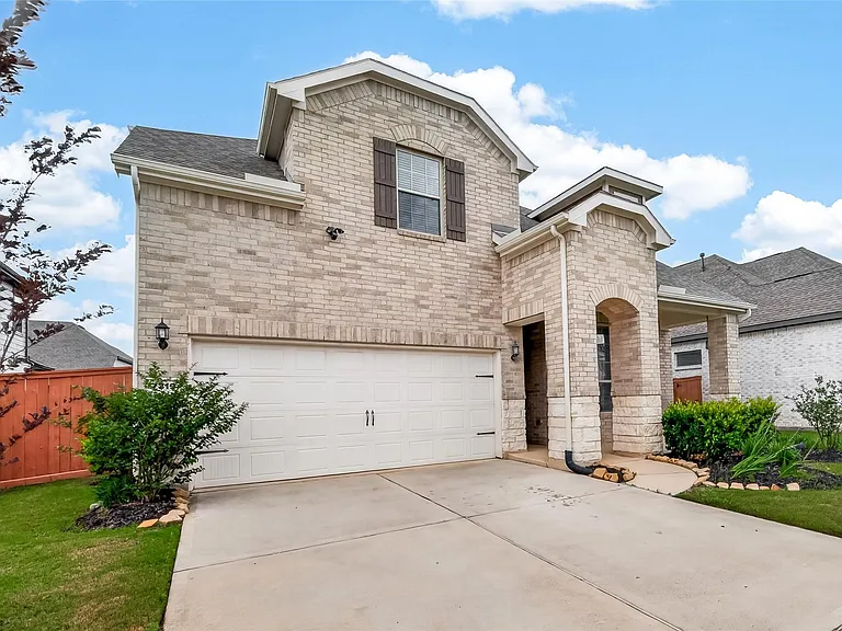 7319 Woodlark Ridge Dr — Photo 2