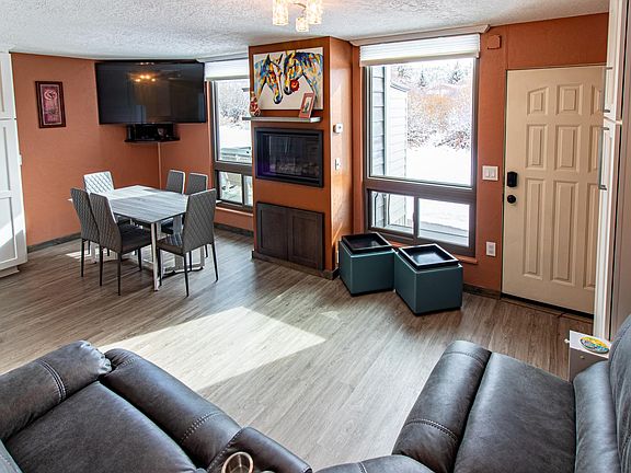 5th image of 340 Straight Creek Dr #207
