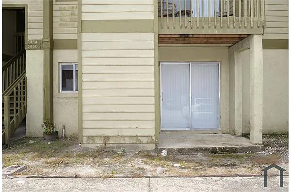 Building Photo - 2050 Bowen Dr