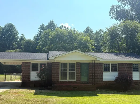 131 Alton Dr, Lagrange, GA 30241