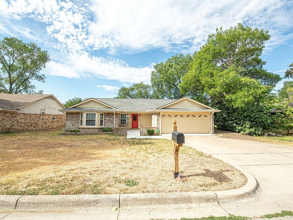 1808 Timberline Dr, Benbrook, TX 76126 MLS 20350534 Zillow