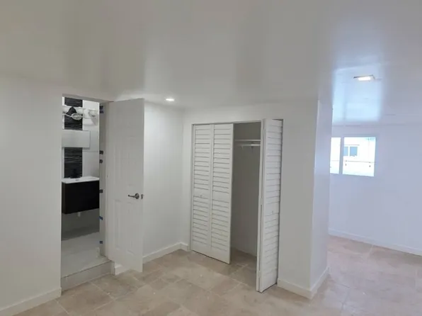 9330 SW 24th St #2, Miami, FL 33165