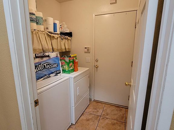 4th image of 10775 Dove Ct