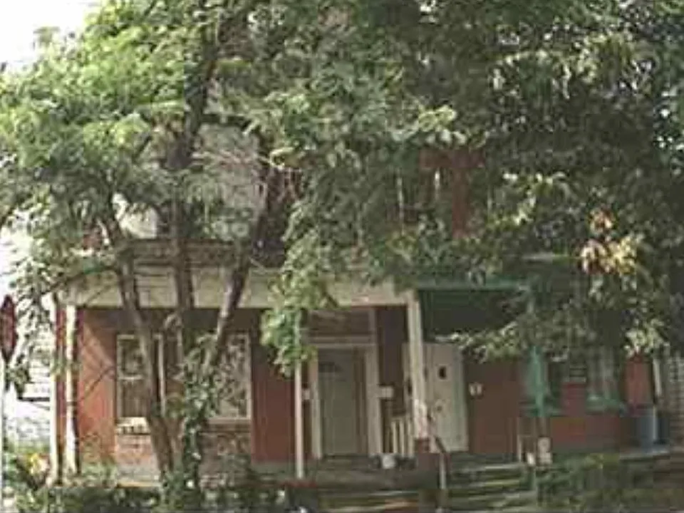 376 Meyran Ave #1