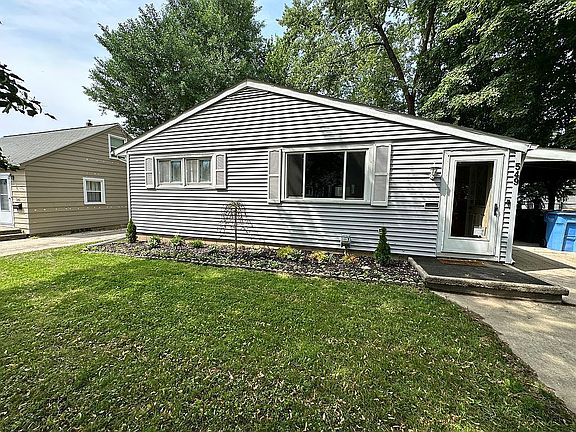 3rd image of 549 Glendale Ave