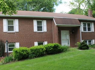 951 Cape Horn Rd, York, PA 17402