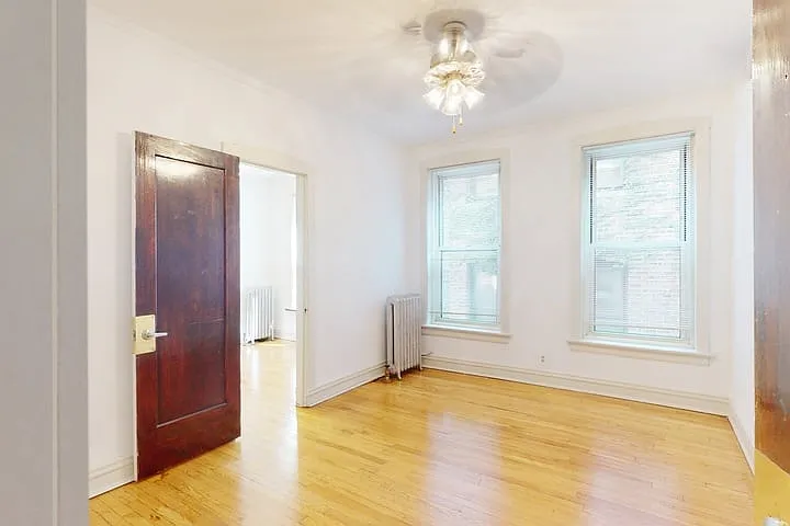 5427 S. Greenwood — Photo 18