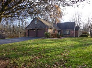 164 High Hill Rd, Wallingford, CT 06492