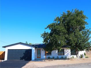 7005 Hill View Rd, Joshua Tree, CA 92252