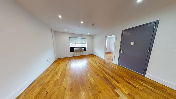 Rented by Makover Group Inc | media 19