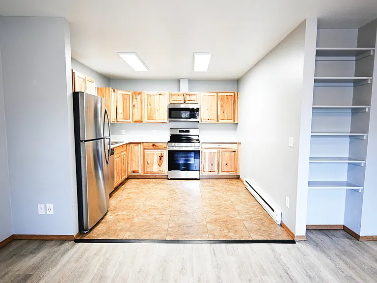 1124 3rd Ave W #1 — Photo 3