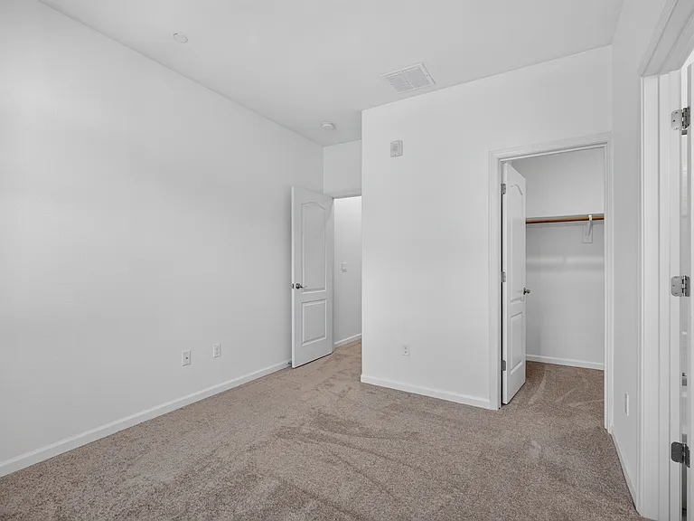 630 Barcelona Loop — Photo 17