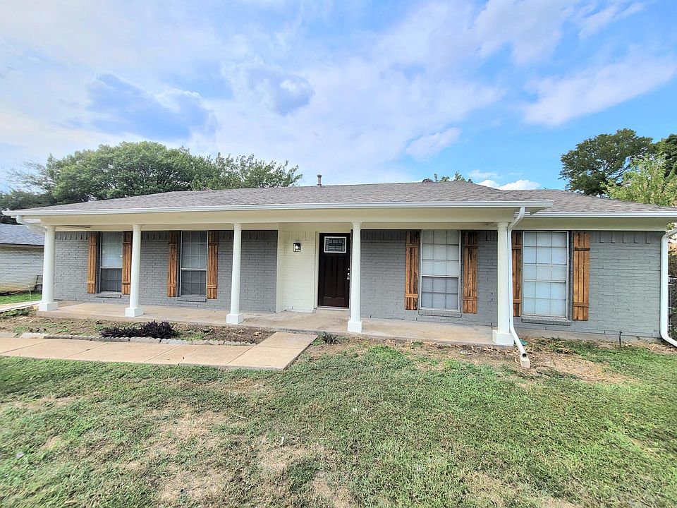 1st image of 2606 Burningtree Ct
