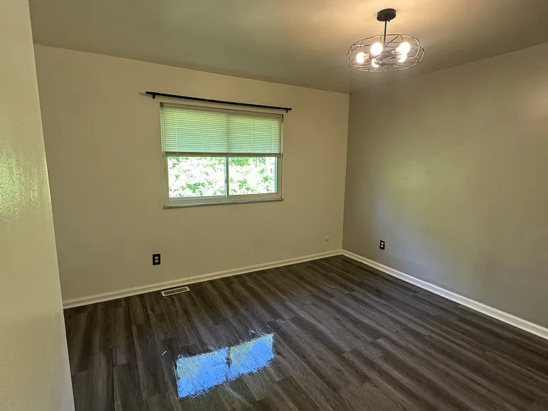 3000 Benchwood Rd #1 — Photo 8