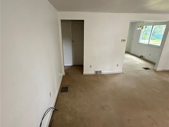4th image of 21 John St