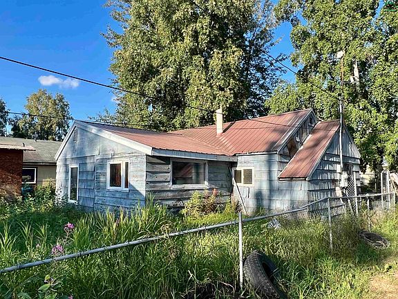 2nd image of 1516 Eielson St