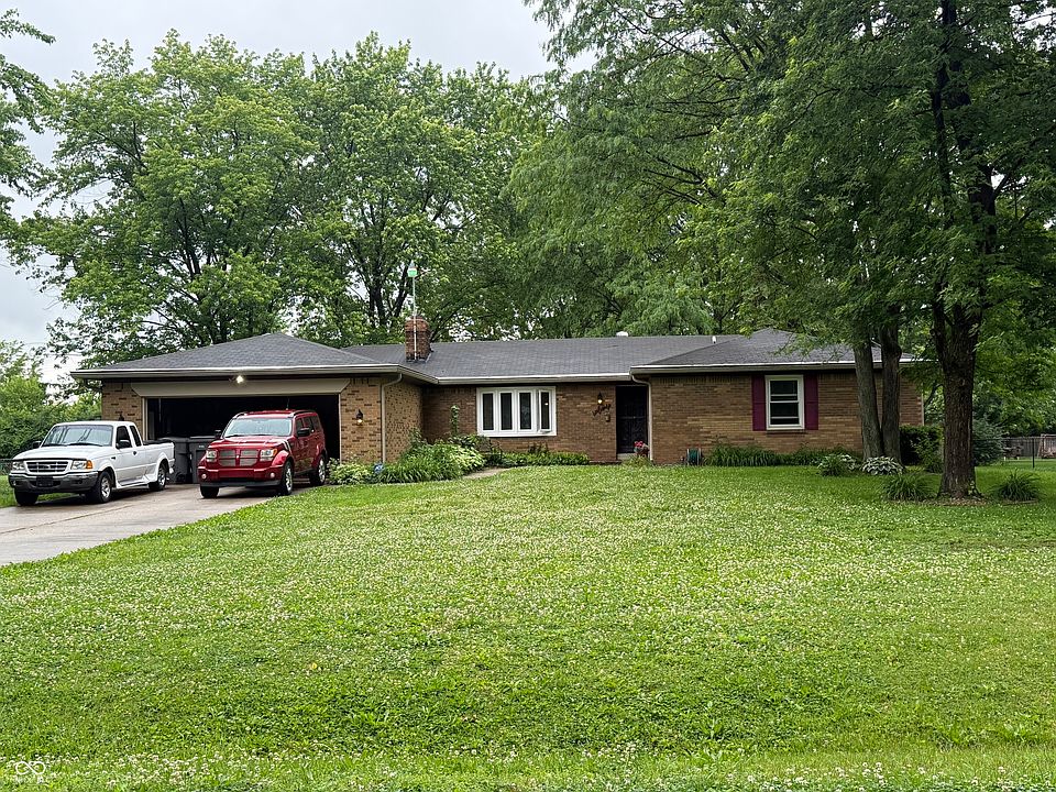 1st image of 7660 S Oak Dr