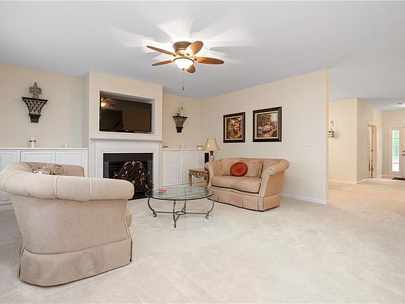 5th image of 1115 Augusta Dr