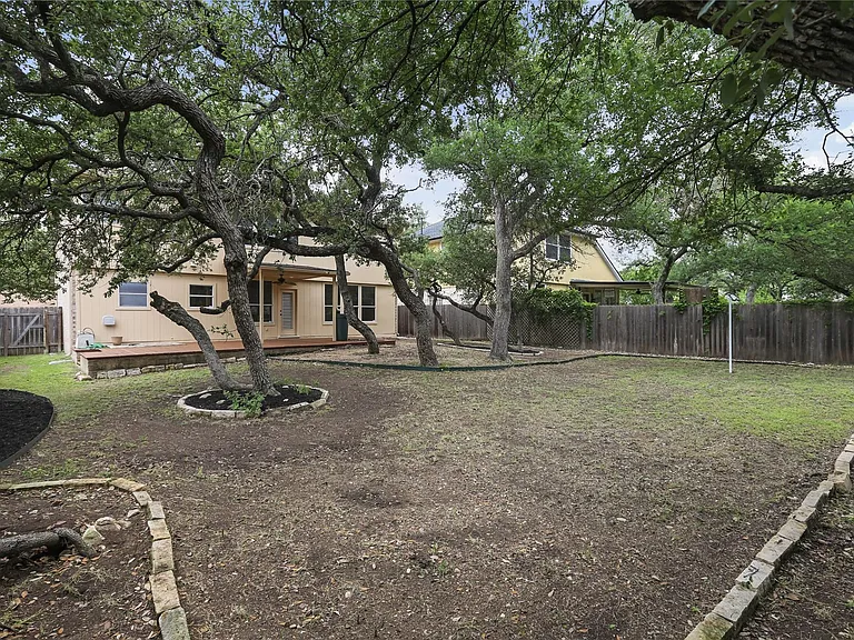2604 Stenson Dr — Photo 35
