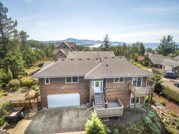 915 Bearberry Ln, Oceanside, OR 97134