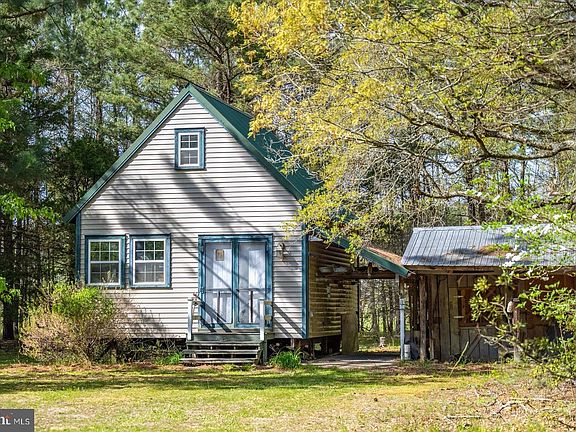 3rd image of 3531 Tall Pines Ln