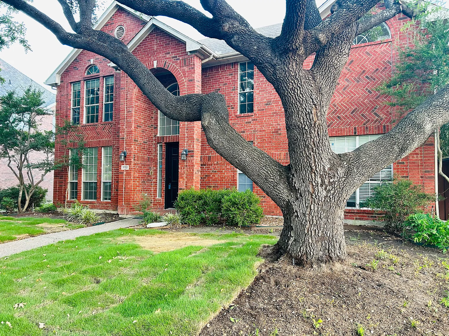 4 bed, 2750 sqft, $2,995 — Photo 3