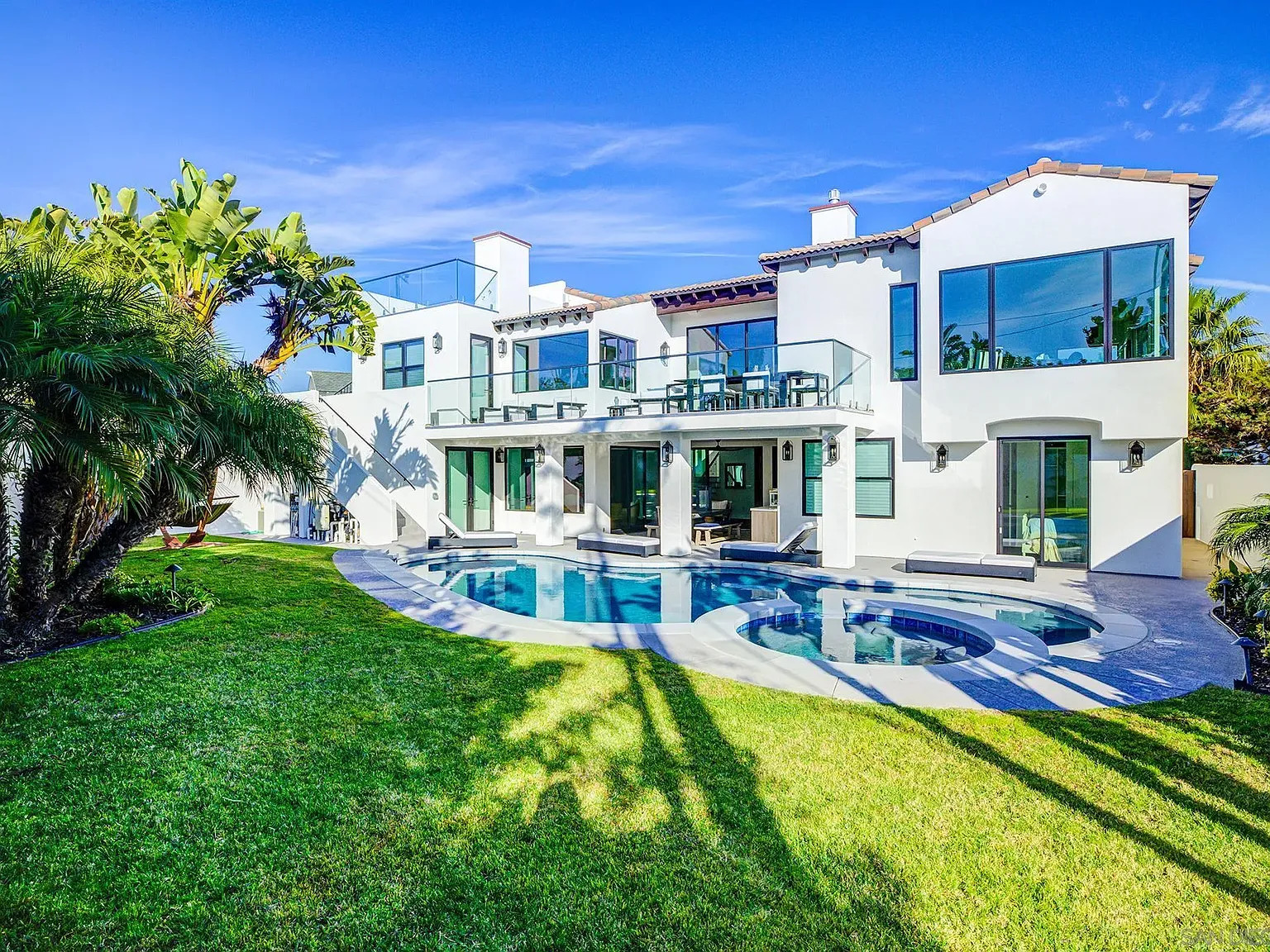 7 bed, 5.0 bath, 4616 sqft, $60,000 — Photo 4