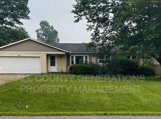 2281 Weymouth Rd, Hinckley, OH 44233