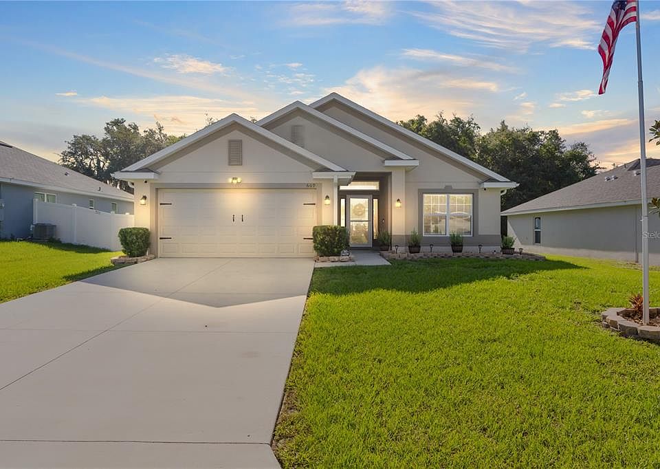 1st image of 609 BRADLEY WAY