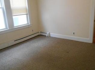 207 Newton St #207, Waltham, MA 02453