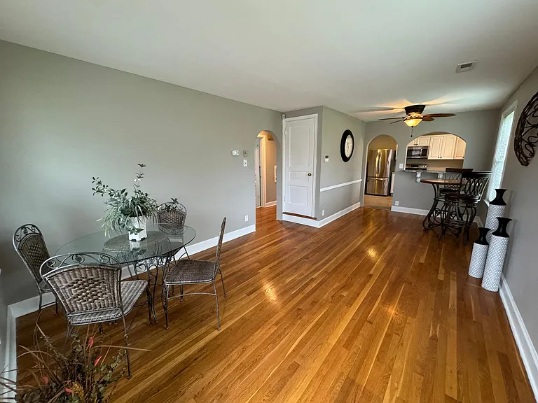 1024A Mitchell Rd — Photo 25