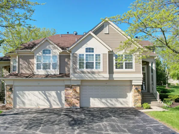 10 Meadow Ct, Schaumburg, IL 60193
