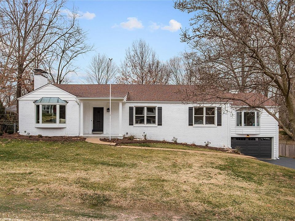 1st image of 1475 Dearborn Dr