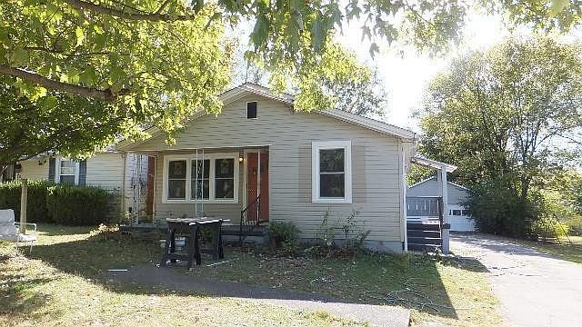 2nd image of 108 Fulton Rd