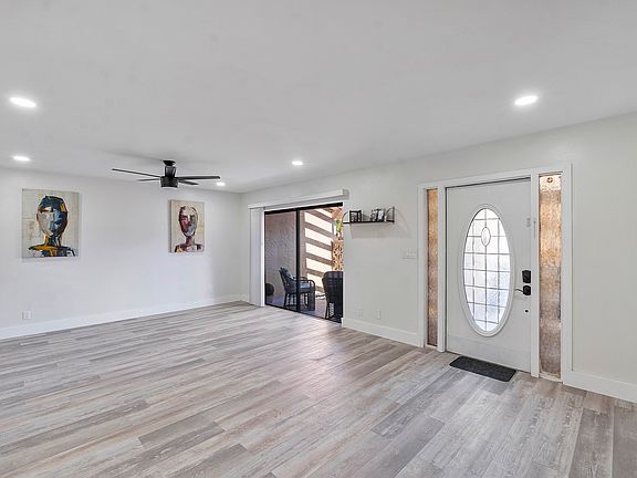 5th image of 11628 NW 30th St #1W