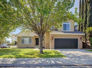 1106 Strawbridge Dr, Newman, CA 95360
