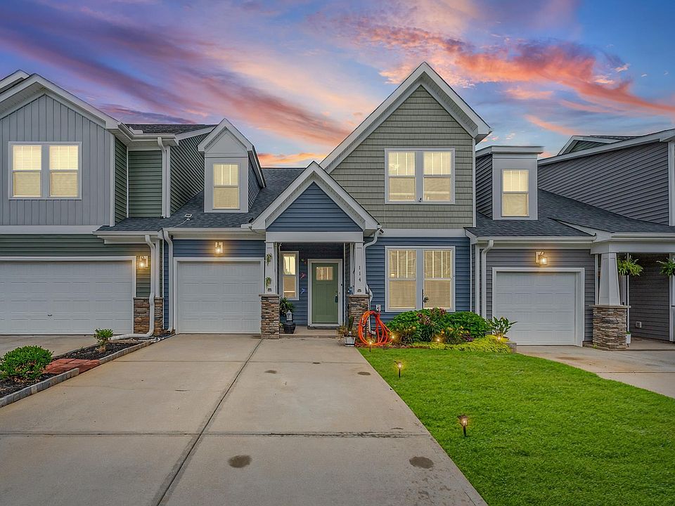 1st image of 114 Pine Hollow Pl