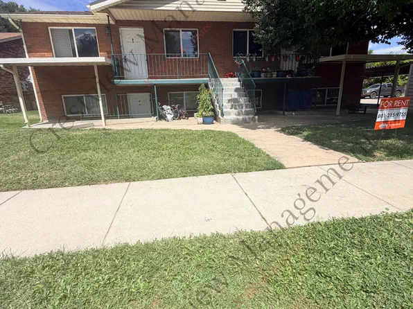 1214 Riverdale
