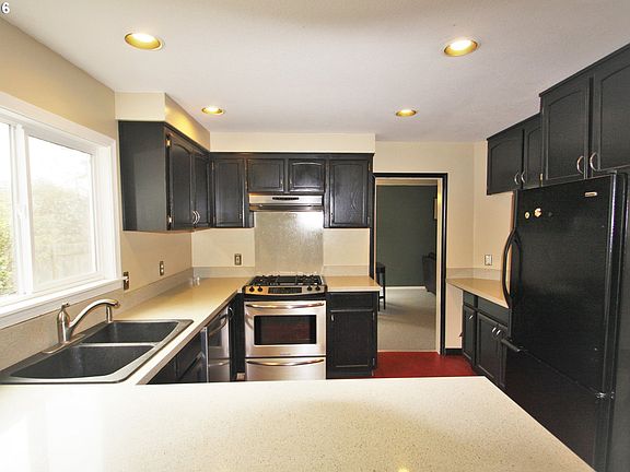 2nd image of 10787 SW 106th Ave