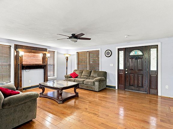 5th image of 2658 Goldstone Dr